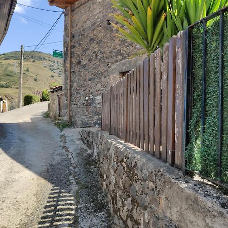 Casa Fuente El Vache Villa Campomanes Luaran gambar
